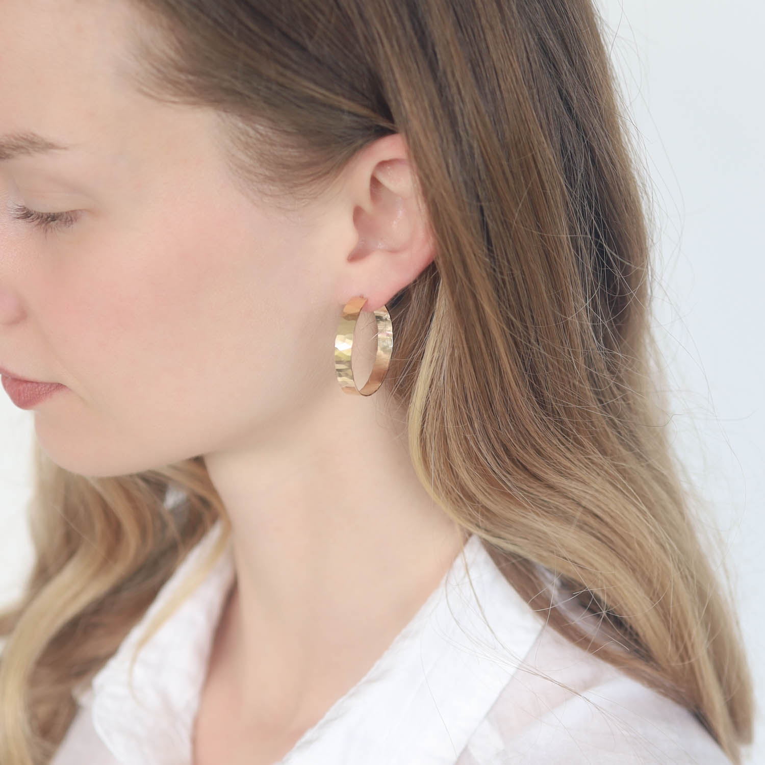 Carolyn Keys: Misha Hoops - Large - 14k Golf Fill