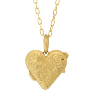 Erica Molinari Trunk show:18K / HAND engraved baby heart shape locket