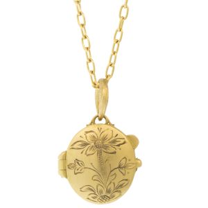 Erica Molinari Trunk show:18K Baby Hand engraved locket