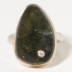 Jamie Joseph:Sterling & 14K Gold Ring w/ Vertical Asymmetrical TURKISH GREEN DRUSY on Middle Groovy Band
